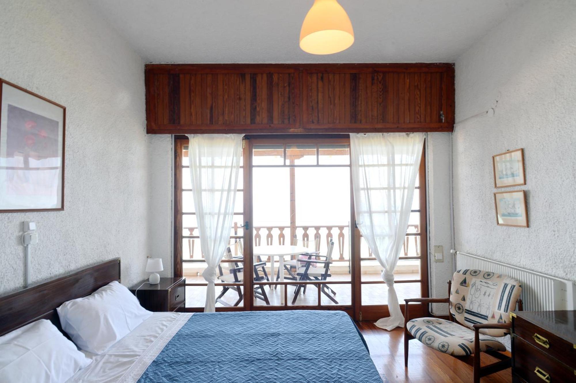 Antorina Beachfront Villas With Private Pools Kamari  Luaran gambar