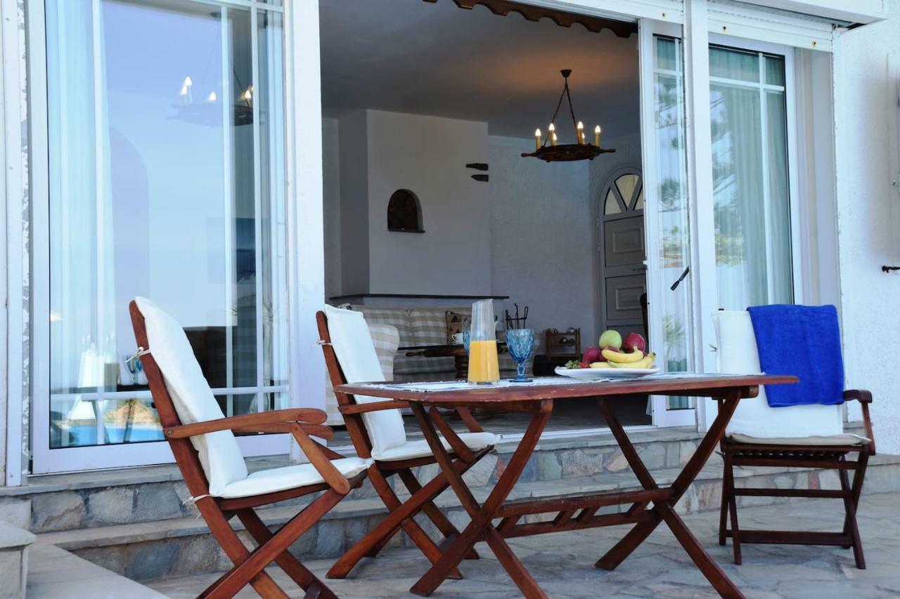 Antorina Beachfront Villas With Private Pools Kamari  Luaran gambar