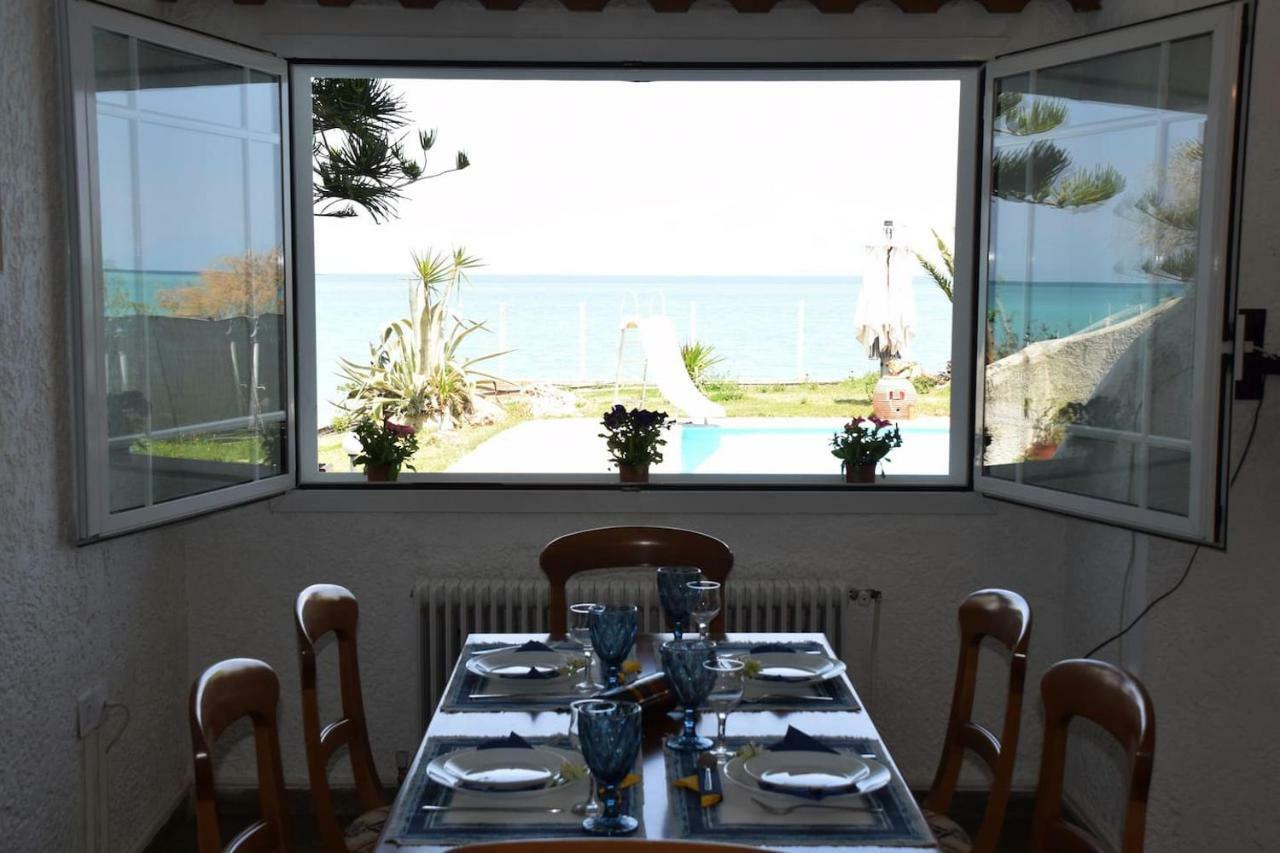 Antorina Beachfront Villas With Private Pools Kamari  Luaran gambar