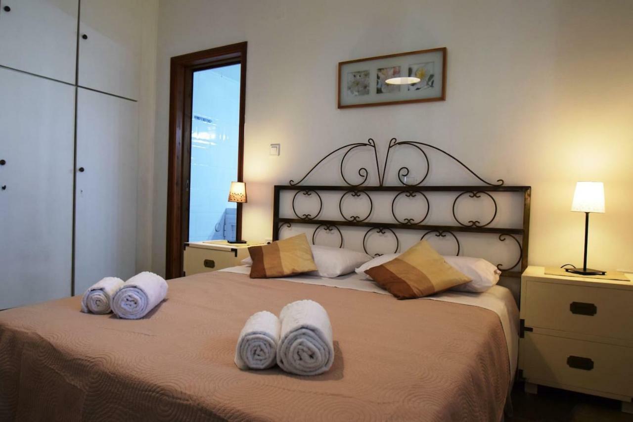 Antorina Beachfront Villas With Private Pools Kamari  Luaran gambar